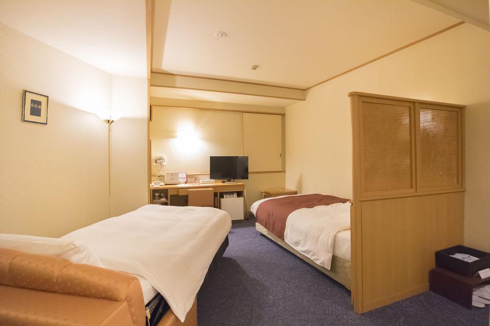 Hotel Cuore Nagasaki Ekimae Exterior photo